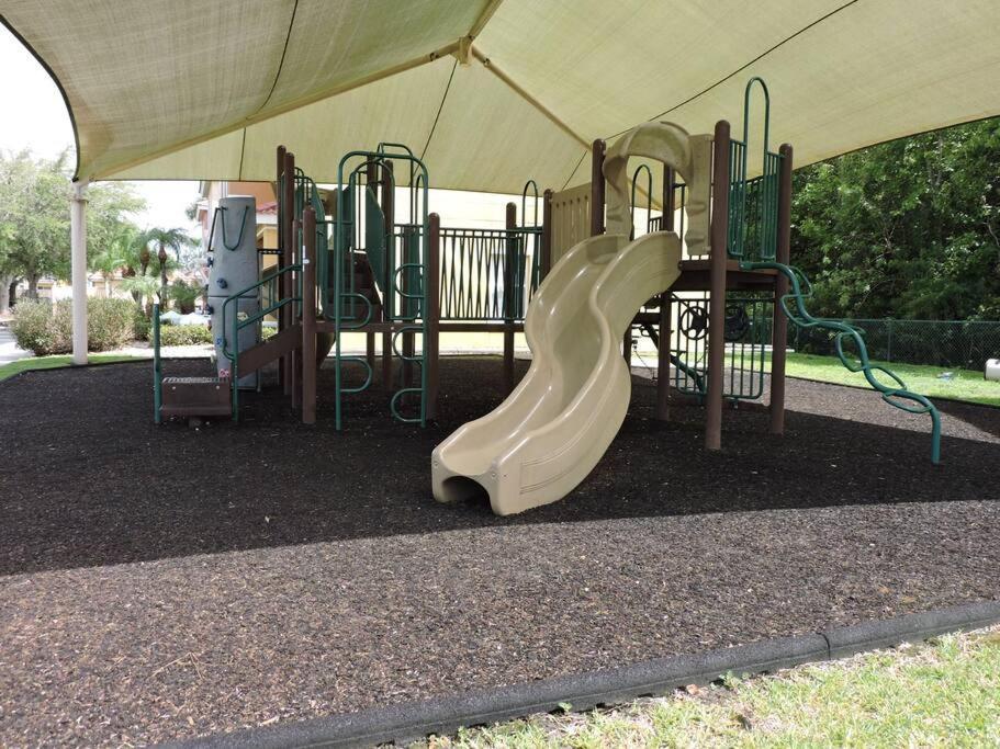 Enchanting Escape 3 Bedroom Minutes From Disney! Kissimmee Exterior foto